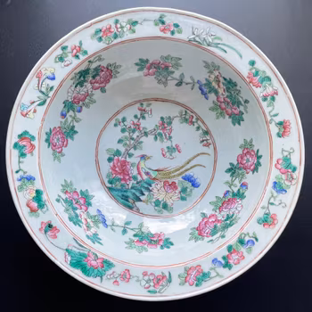 Large Chinese famille rose basin handwasher, mid 19th c, Qing Dynasty #1169