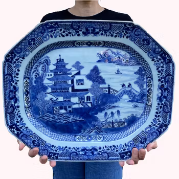 Antique Chinese Export Blue and White Porcelain platter, Qianlong period #1180