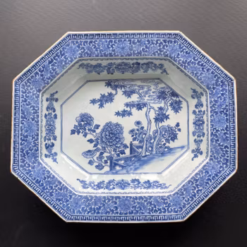 Antique Chinese Export Blue and White basin / deep bowl, Qianlong #1219