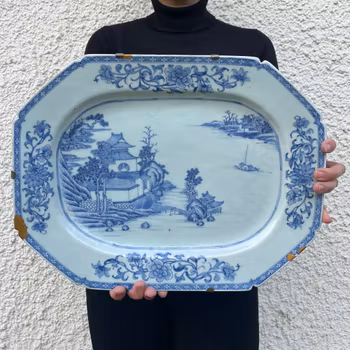 Antique Chinese Export Blue and White Porcelain platter, Qianlong period #1256