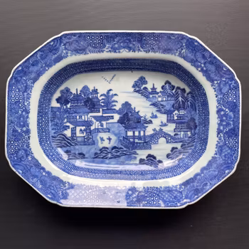 Antique Chinese Export Blue and White Porcelain platter, Qianlong period #1275