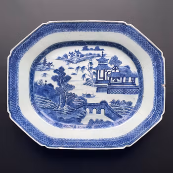 Antique Chinese Export Blue and White Porcelain platter, 18th / 19th c #1315