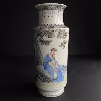 Chinese famille rose Porcelain vase mid / early 1900s republic period #1318