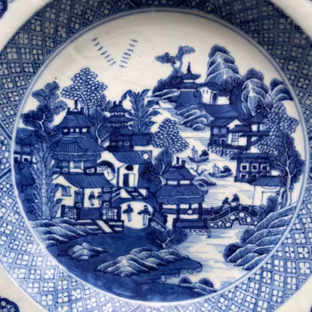 Antique Chinese blue and white plate with landscape painting, Qianlong period #1338