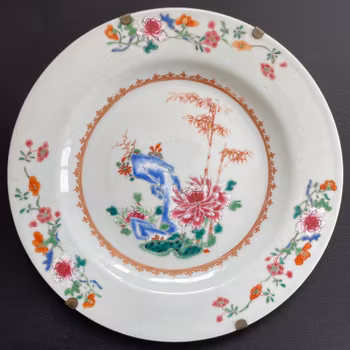 Antique Chinese famille rose plate, Qianlong, Qing Dynasty #1352