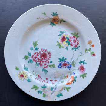 Antique Chinese famille rose plate, Yongzheng / Qianlong, 18th c #1399