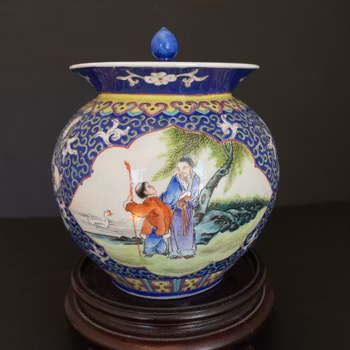 Chinese famille rose Porcelain lidded jar mid early 1900s republic period #1438