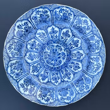 Antique Chinese blue and white charger , Kangxi period #1451
