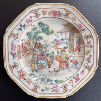 Chinese Antique rose mandarin plate, Qianlong, 18th c #1552