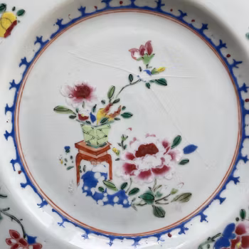 Chinese Antique porcelain plate first half of 18th C Yongzheng / Qianlong #1559