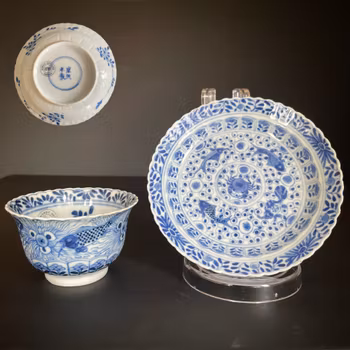Chinese antique teacup and saucer decorated in underglazed blue with fishes and crabs, Kangxi Revival #1595
