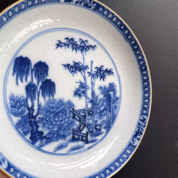 Chinese Antique saucer first half of 18th C Yongzheng / Qianlong #1606