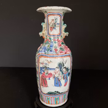 Chinese Antique porcelain vase, Late Qing Dynasty #1610