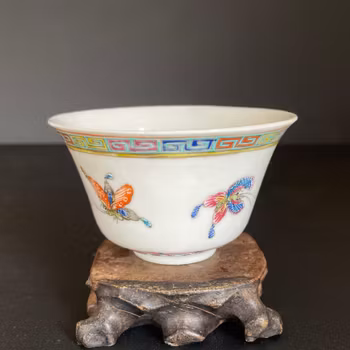 Chinese antique teacup / Chawan, with butterflies, Late Qing / Republic #1615