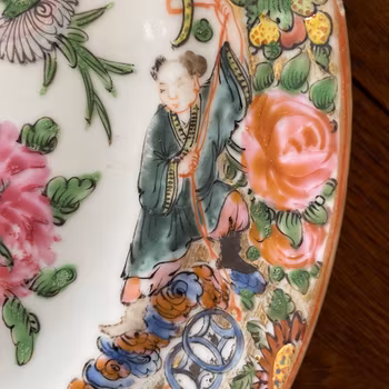 Chinese Antique Rose Butterfly Plate, Late Qing Dynasty, 19th Century #1639