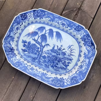 Chinese Antique blue and white porcelain platter, 18th C Qianlong period #1470