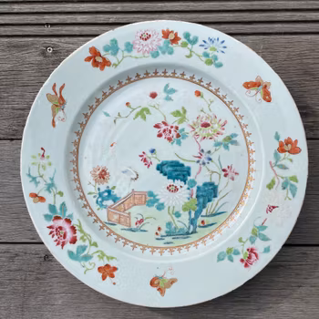 Chinese Antique Famille Rose Charger, 18th C Qianlong period #1666