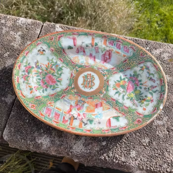 Chinese Antique porcelain Rose Medallion Armorial Plate, Late Qing #1699