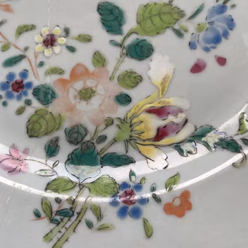 Chinese Antique Famille Rose Plate, 18th C Qianlong period #1705