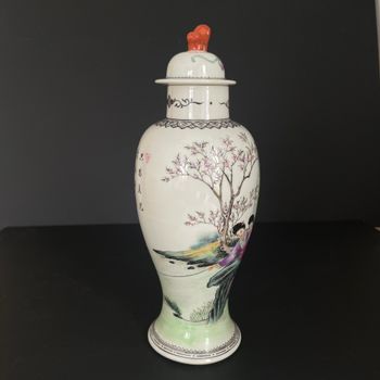 Chinese vintage famille rose vase 红楼梦，1950-1970's  #1738
