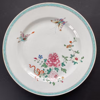 Chinese Antique Famille Rose Charger, 18th C Yongzheng / Qianlong period #1798