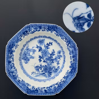 Chinese antique porcelain dish in blue and white, Qianlong period #1810