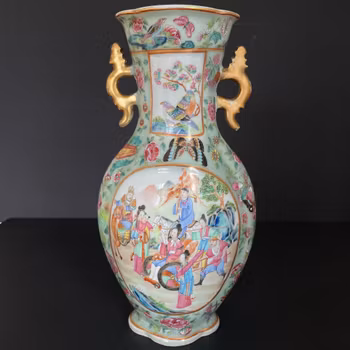 Chinese antique rose mandarin vase, first half of the 19th c, Daoguang #1825