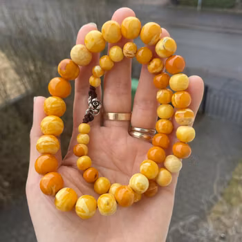 Vintage Natural Amber Necklace Baltic Amber Egg Yolk Butterscotch 42g #1853