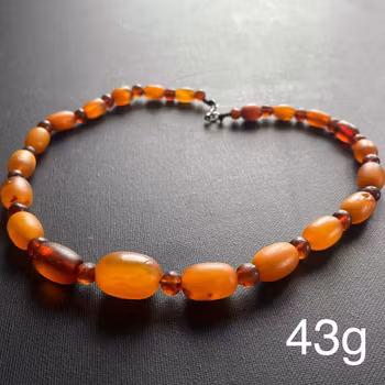 ANTIQUE NATURAL AMBER OVAL AND ROUND BEAD NECKLACE 43g #1858