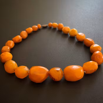 Antique Natural Amber Necklace Baltic Amber Egg Yolk Butterscotch 50g #1868
