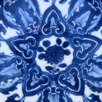 Chinese Antique Porcelain Blue and White Plate, Kangxi period #1921