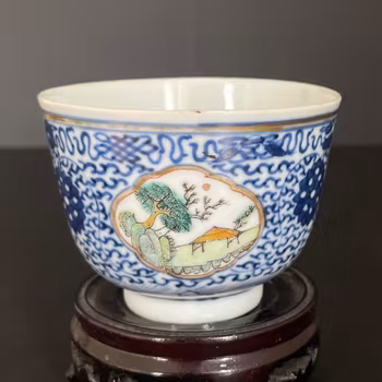 Chinese antique teacup in underglazed blue and white, Late Qing #1927