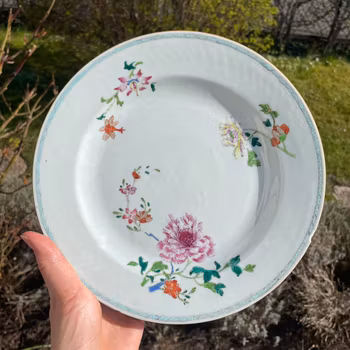 Chinese antique porcelain famille rose plate, Qianlong, 18th c #1938