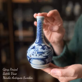 Chinese Antique blue and white bottle vase decorated with landscape , 18th/19th c #2057