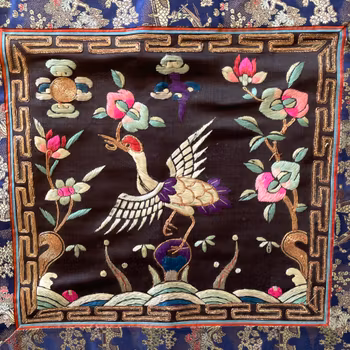 Chines Vintage / Antique silk embroidery  20th c #2075