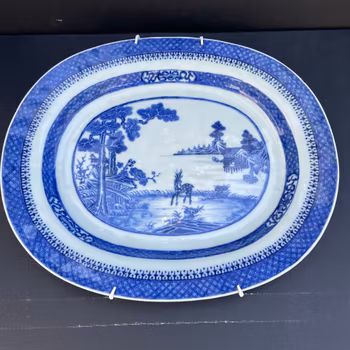 Chinese Antique porcelain platter decorated in underglazed blue and white, 18th c #2090