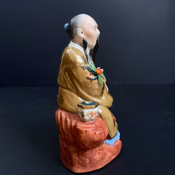 A Vintage / Antique Chinese porcelain figurine 1970's #2102