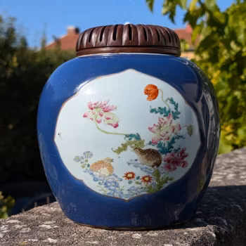 Chinese Antique powder blue ginger jar, 18th c, Qianlong period #2123