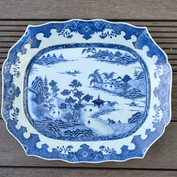 Chinese Antique porcelain platter decorated in underglazed blue and white, 18th c #2155