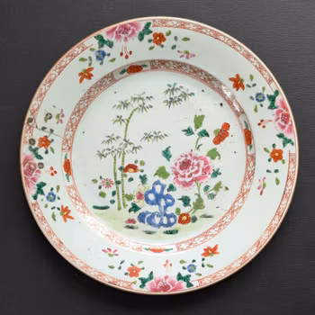 Chinese antique porcelain famille rose plate, Qianlong, 18th c #2167