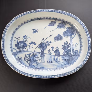 Chinese Antique porcelain tray decorated in underglazed blue and white, 18th c #2199