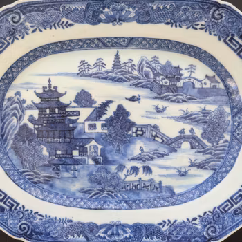 Chinese Antique porcelain platter decorated in underglazed blue and white, 18th c #2203