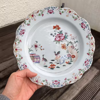 Chinese antique porcelain famille rose plate, Qianlong, 18th c #2228