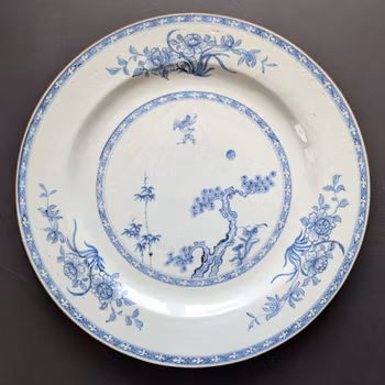 Chinese antique porcelain charger in underglazed blue and white, Qianlong, 18th c #2233