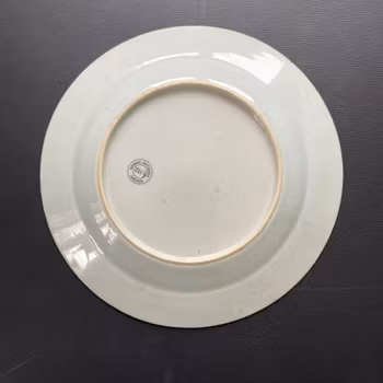Chinese antique porcelain famille rose plate, Qianlong, 18th c #2217