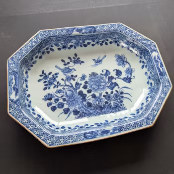 Chinese Antique deep basin decorated in underglazed blue and white, Yongzheng 18th c #2198