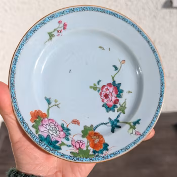 Chinese antique famille rose dish, early 18th c, Qianlong #2283