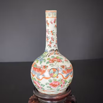 Chinese Antique bottle vase decorated with foo lions, 19th century #2271