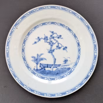 Chinese antique blue and white porcelain plate, Qianlong, 18th c #2308
