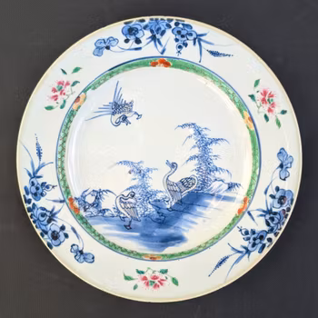 Chinese Antique porcelain plate, 18th C Yongzheng / Qianlong period #2332